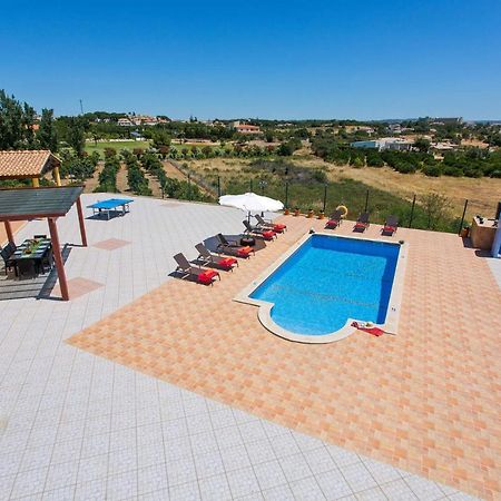 Villa Nincha - Heated Pool - Free Wi-Fi - Air Con Albufeira Eksteriør billede