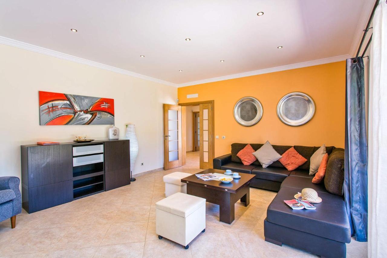 Villa Nincha - Heated Pool - Free Wi-Fi - Air Con Albufeira Eksteriør billede